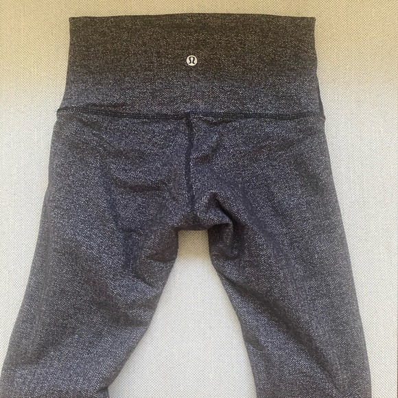 wunder Under Lululemon high rise leggings - Picture 2 of 5